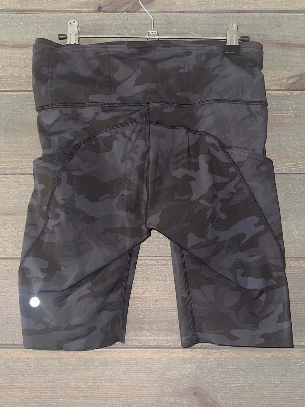 LULULEMON CAMO BIKE SHORTS